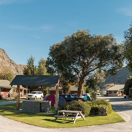 Queenstown Top 10 Holiday Park Exterior photo
