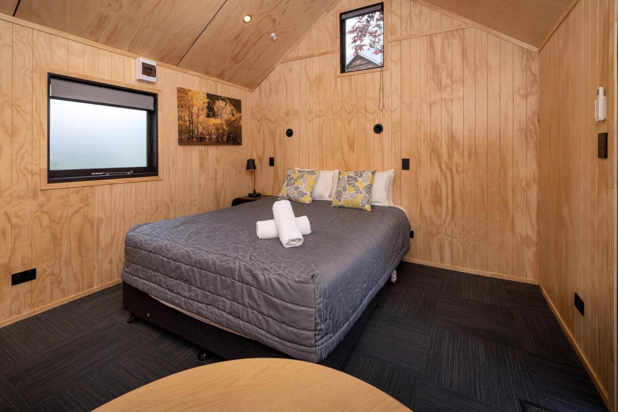 Queenstown Top 10 Holiday Park Exterior photo