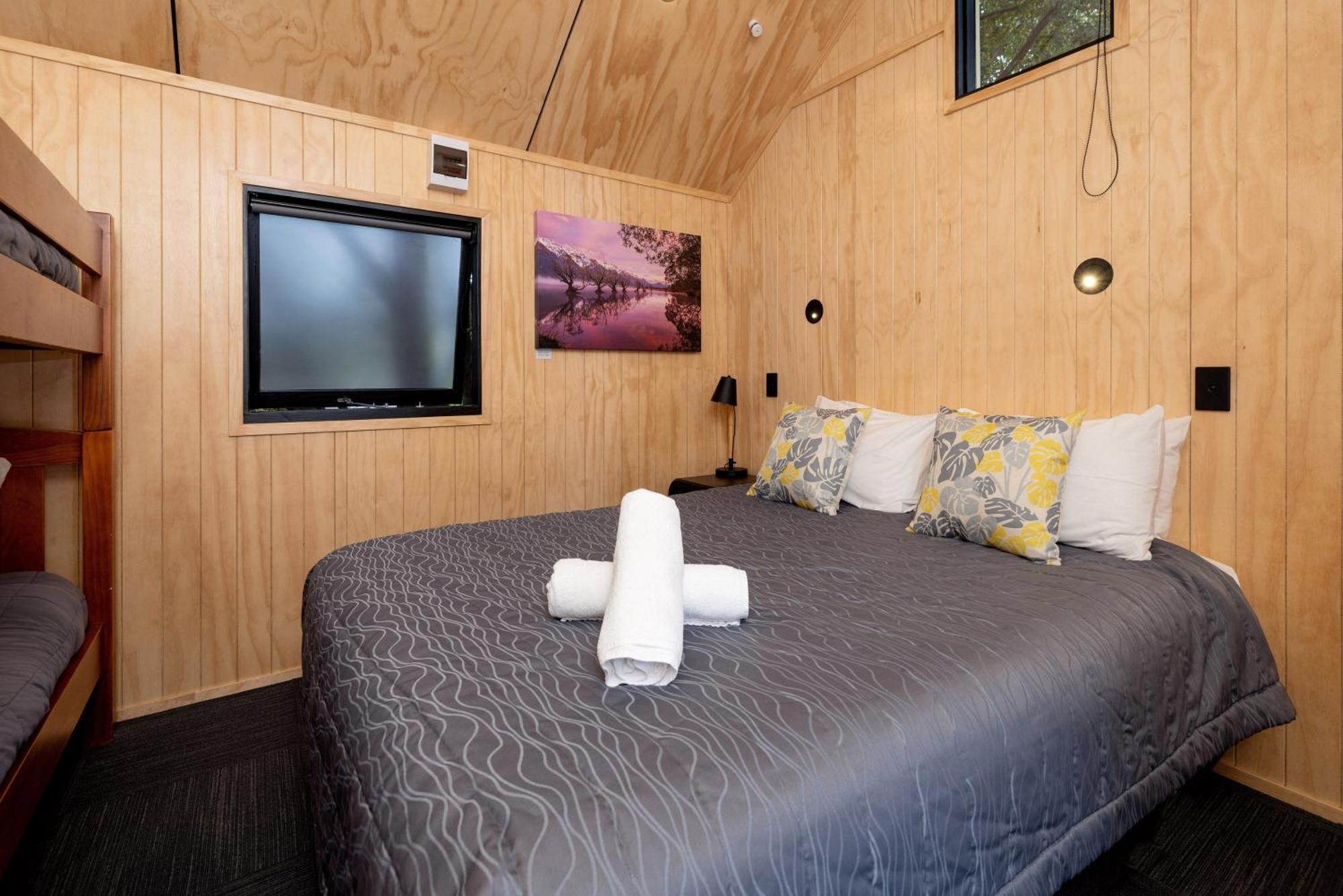 Queenstown Top 10 Holiday Park Exterior photo