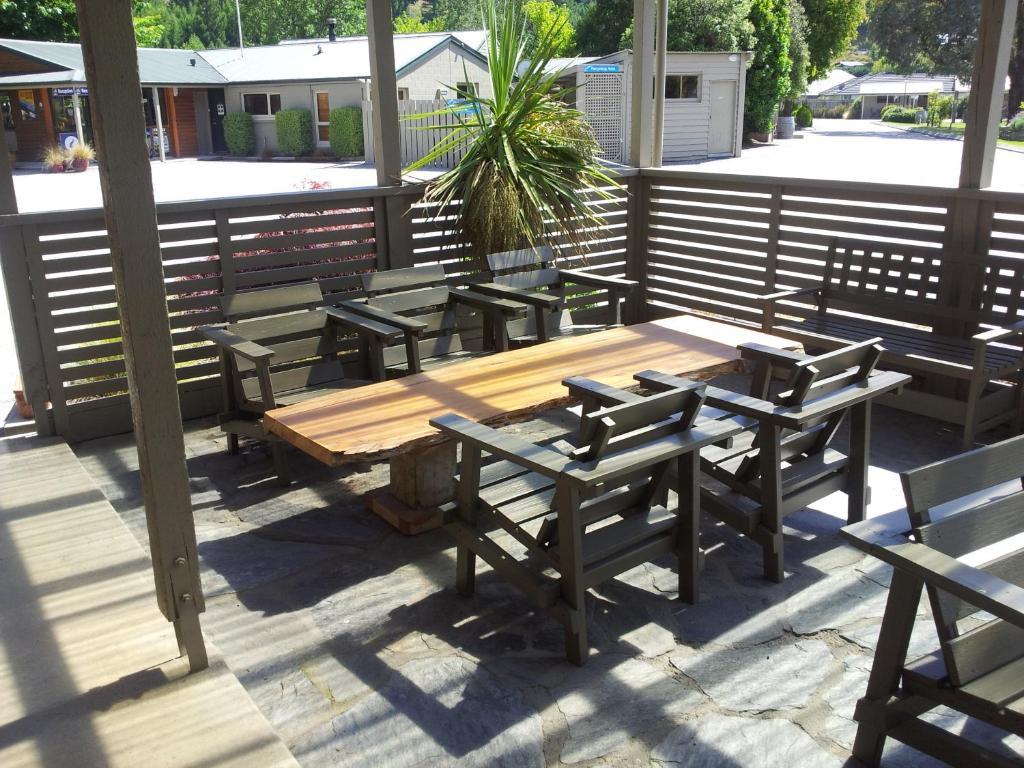 Queenstown Top 10 Holiday Park Exterior photo